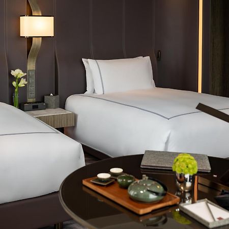 Conrad Hangzhou Luaran gambar